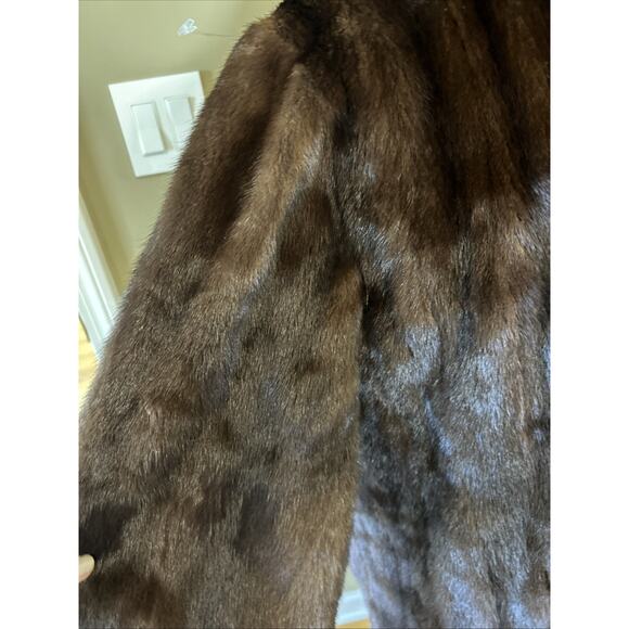 Mink Fur Coat Size L/XL dark brown cuffs ,wide collar print lining euc SEE MEASU - Picture 6 of 16